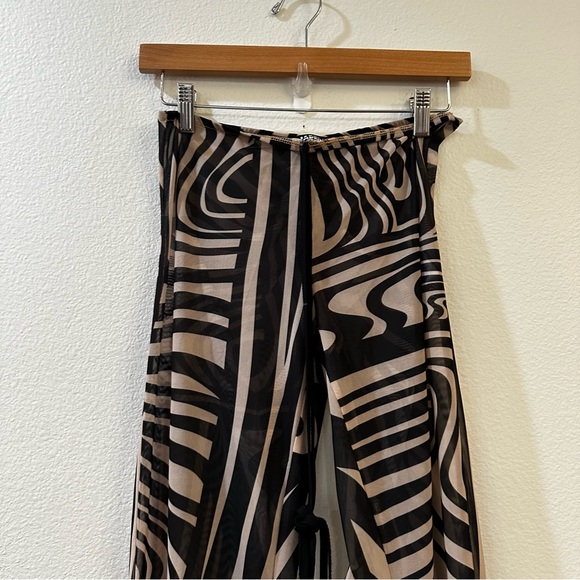 Jaded London x Sydney Carlson Graphic-Print Stretch-Mesh Trouser Pants Size 4 - Picture 3 of 10